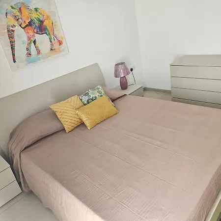 3 Bedroom Flat At Mosta *