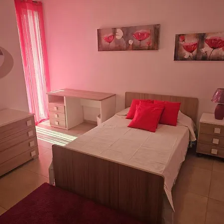 Apartment 3 Bedroom Flat At Mosta *