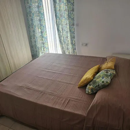 3 Bedroom Flat At Mosta شقة