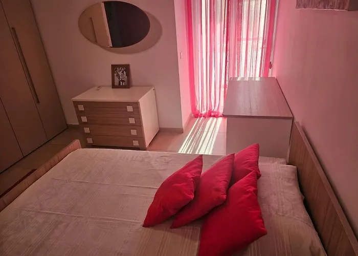 Апартаменты 3 Bedroom Flat At Mosta *