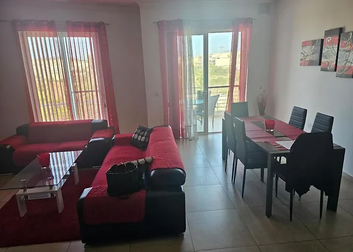 3 Bedroom Flat At Mosta