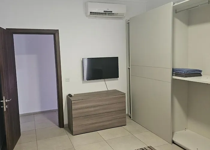 3 Bedroom Flat At Mosta Malta
