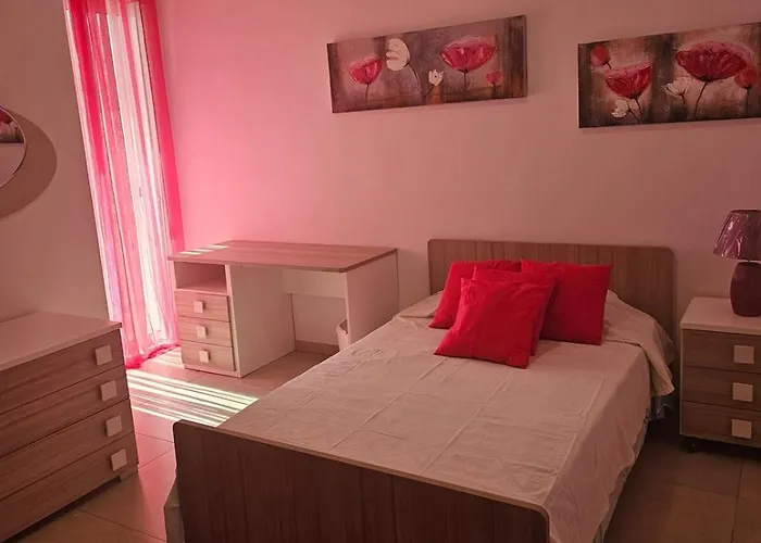 3 Bedroom Flat At Mosta *